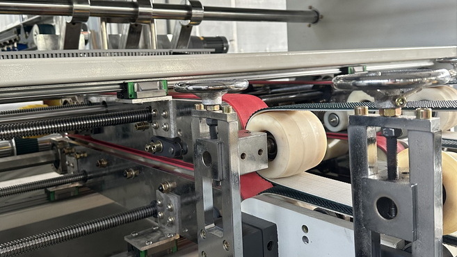 corrugated box folding slotting machine for converting lines.jpg_2 corrugated box folding slotting machine for converting lines.jpg_2
