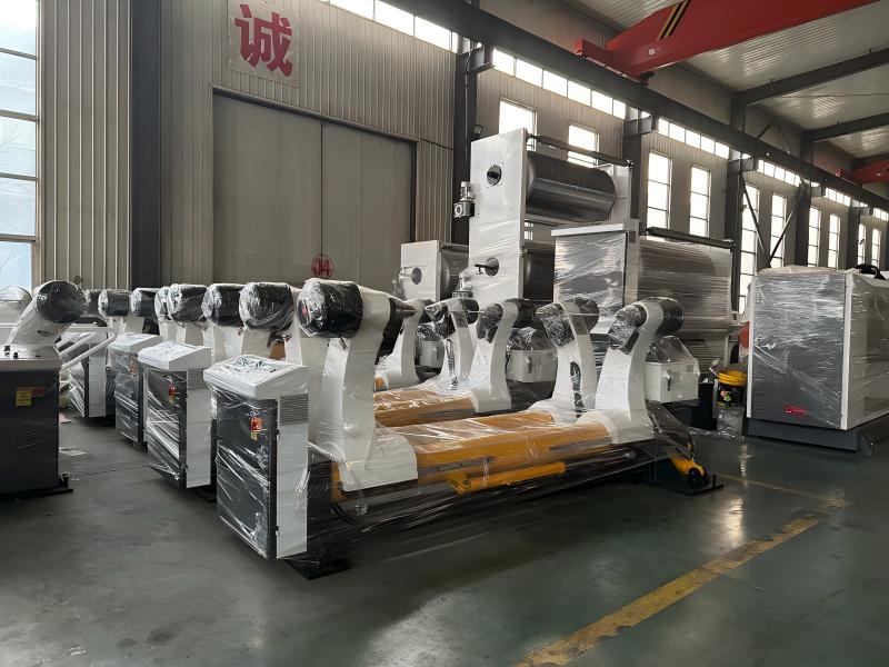 Actual Factory Photos of the Corrugated Cardboard Production Line Actual Factory Photos of the Corrugated Cardboard Production Line