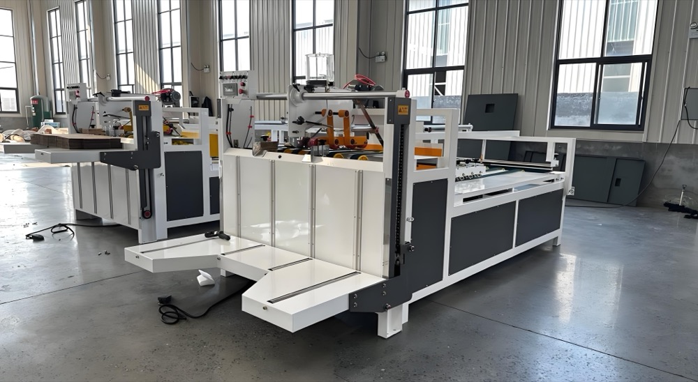 Semi-Automatic Box Gluer