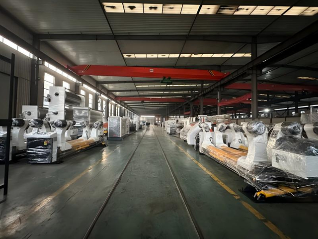 Corrugated Cardboard Production Machinery Packaging Workshop