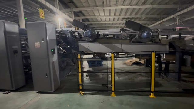 4-color high-speed flexo printing, high-precision slotting, full-automatic gluing, stable strapping and intelligent palletizing