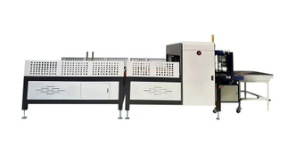 Người vận h&agrave;nh m&aacute;y đ&oacute;ng đai tự động Side.jpg